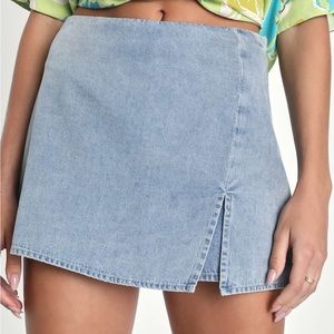 Lulus-Born To Be Adored Light Wash Denim High-Rise Mini Skort